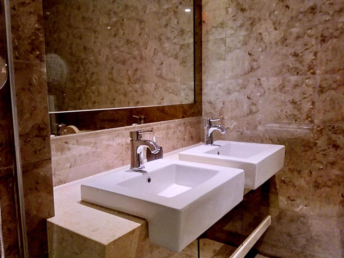 Sky Pool Stylish Suite 2-7Pax At Kl City 쿠알라룸푸르 외부 사진